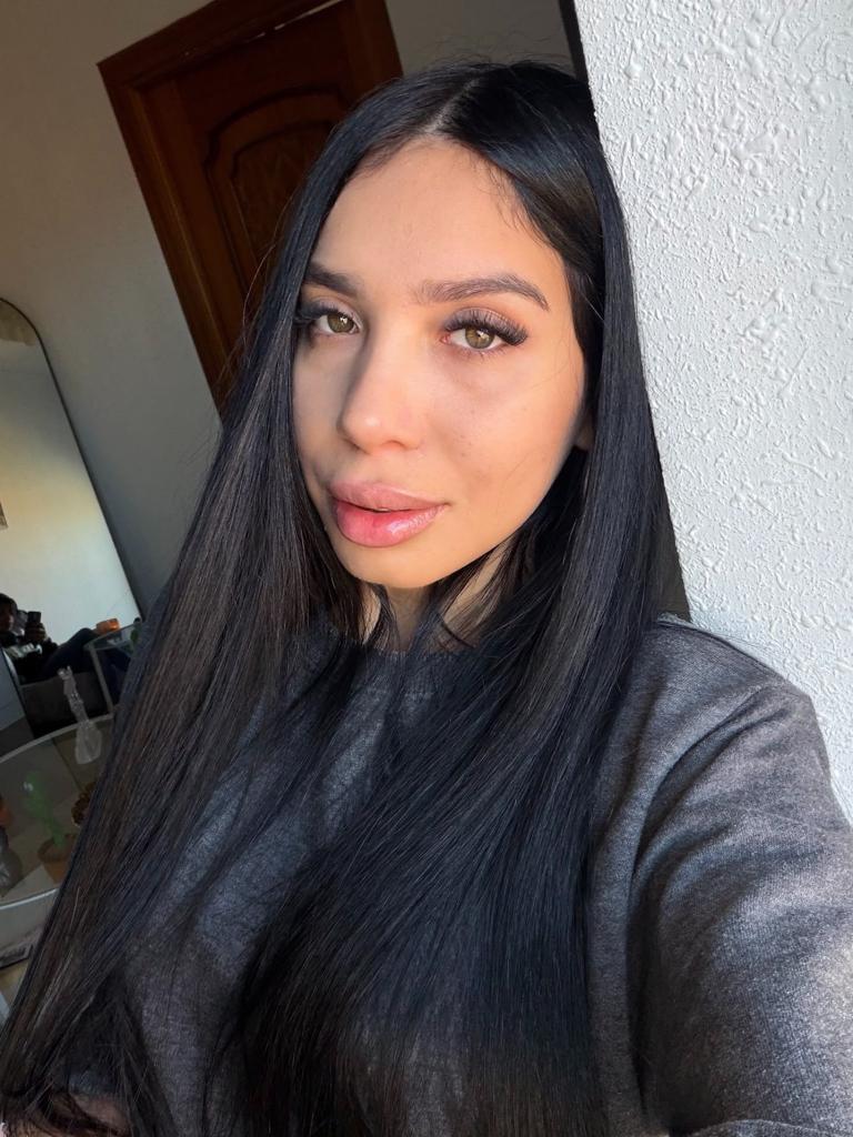 Chica busca chico en Cádiz: 
