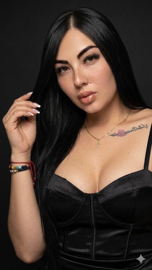 Chica busca chico en Alicante: Chica busca chico