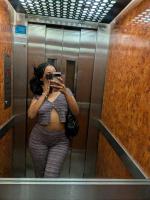 697729277: Chica busca chico en Almería