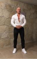 610624710: Chico busca chica en Madrid