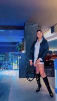 607296166: Chica busca chico en Barcelona