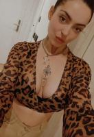 640605150: Chica busca chico en Sevilla