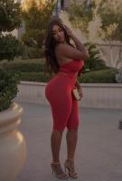 745035775: Chica busca chico en Sevilla