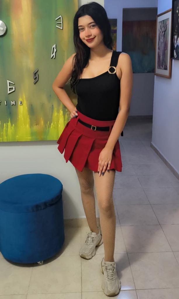 625496854: Chica busca chico en Madrid