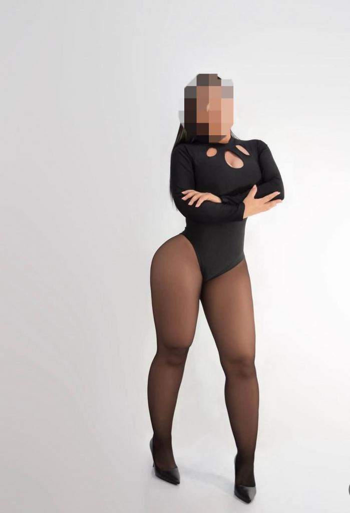 629131549: Chica busca chico en Madrid