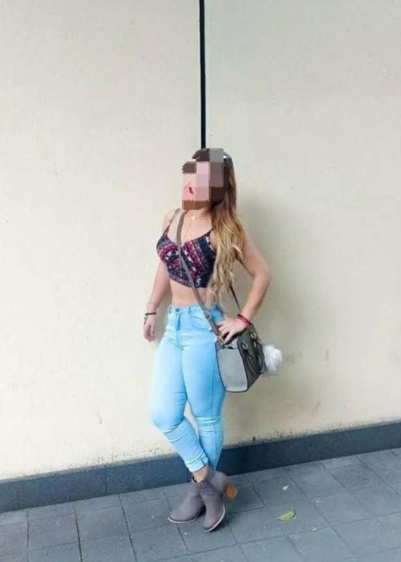 Chica busca chico en Cádiz: 