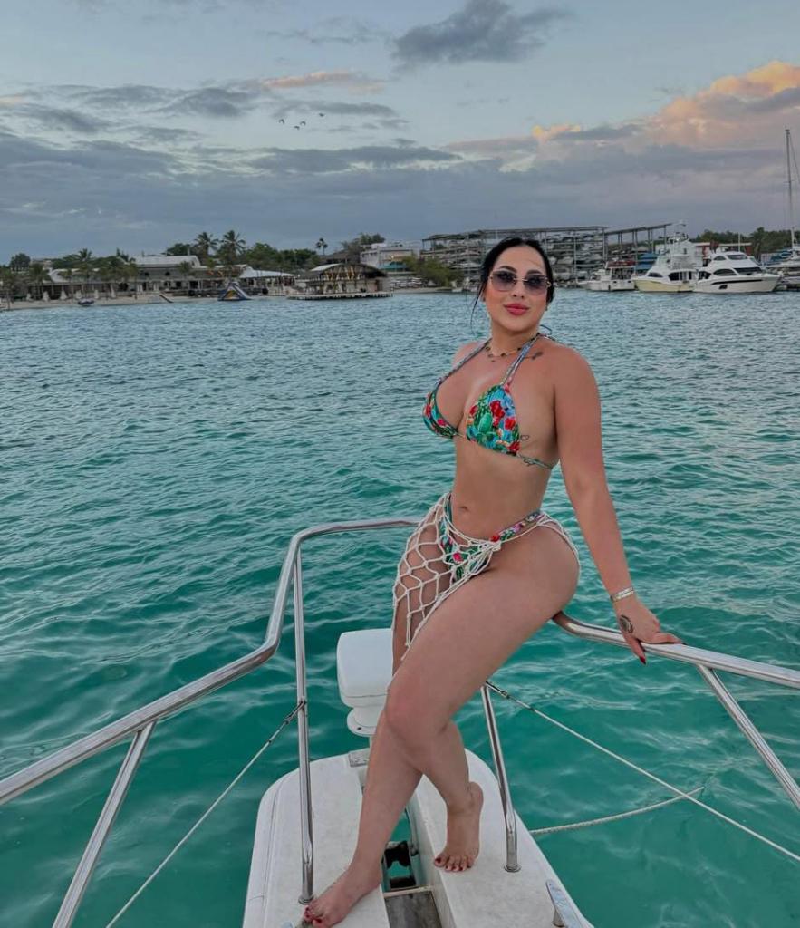 Chica busca chico en Menorca: 