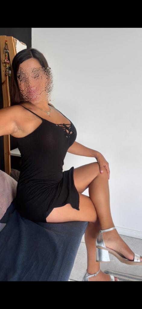 744670757: Chica busca chico en Málaga