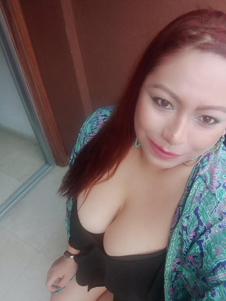 Chica busca chico en Tenerife: 