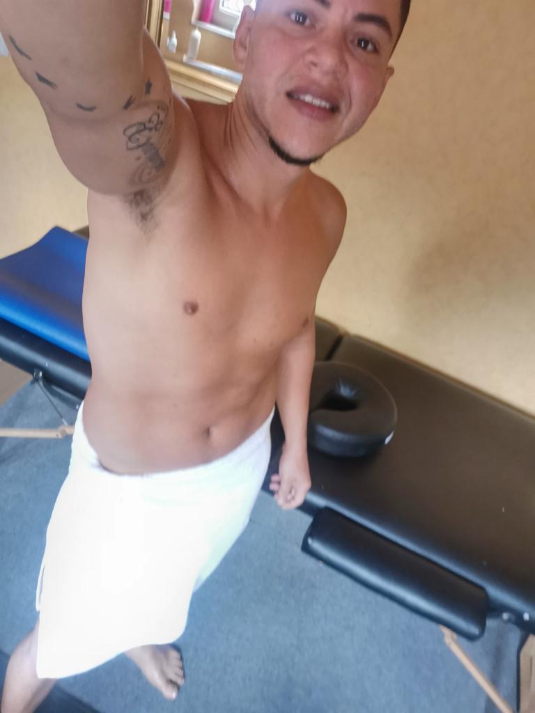 Chico busca chica en Málaga: 