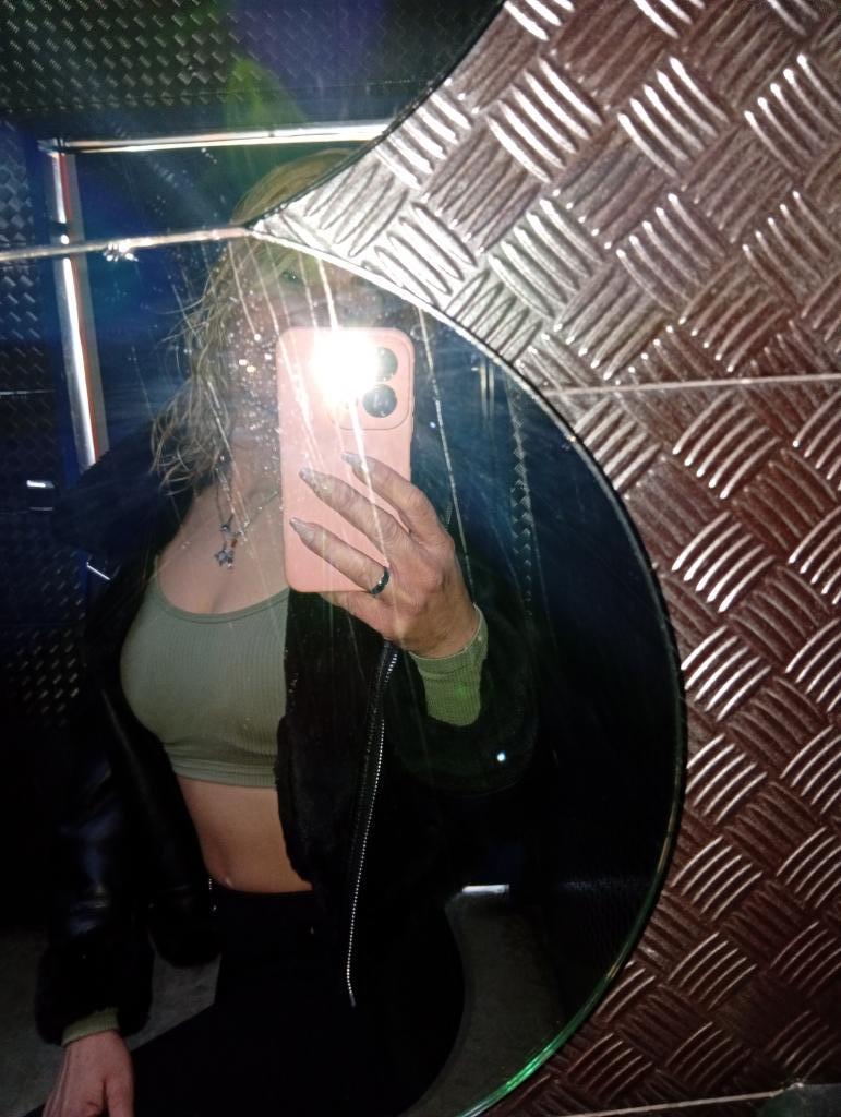 Chica busca chico en Alicante: 