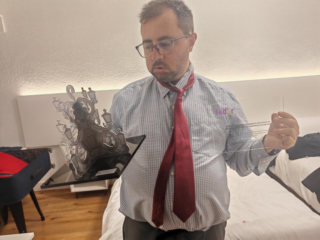 637998031: Chico busca chica en Alicante