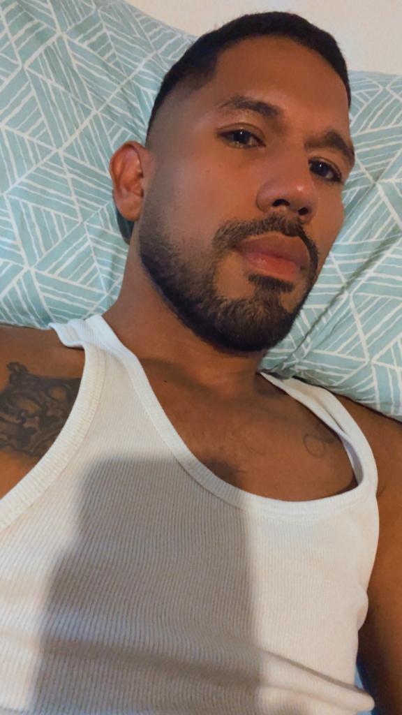 Chico busca chica en Barcelona: 