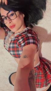 617129092: Chica busca chico en Barcelona