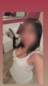 666430766: Chica busca chico en Málaga