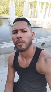 604222688: Chico busca chica en Barcelona