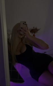 654763957: Chica busca chico en Málaga