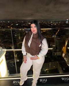 660868769: Chica busca chico en Murcia