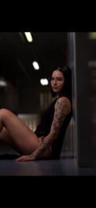 643956194: Chica busca chico en Madrid