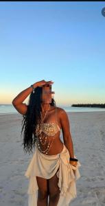 677670501: Chica busca chico en Cádiz