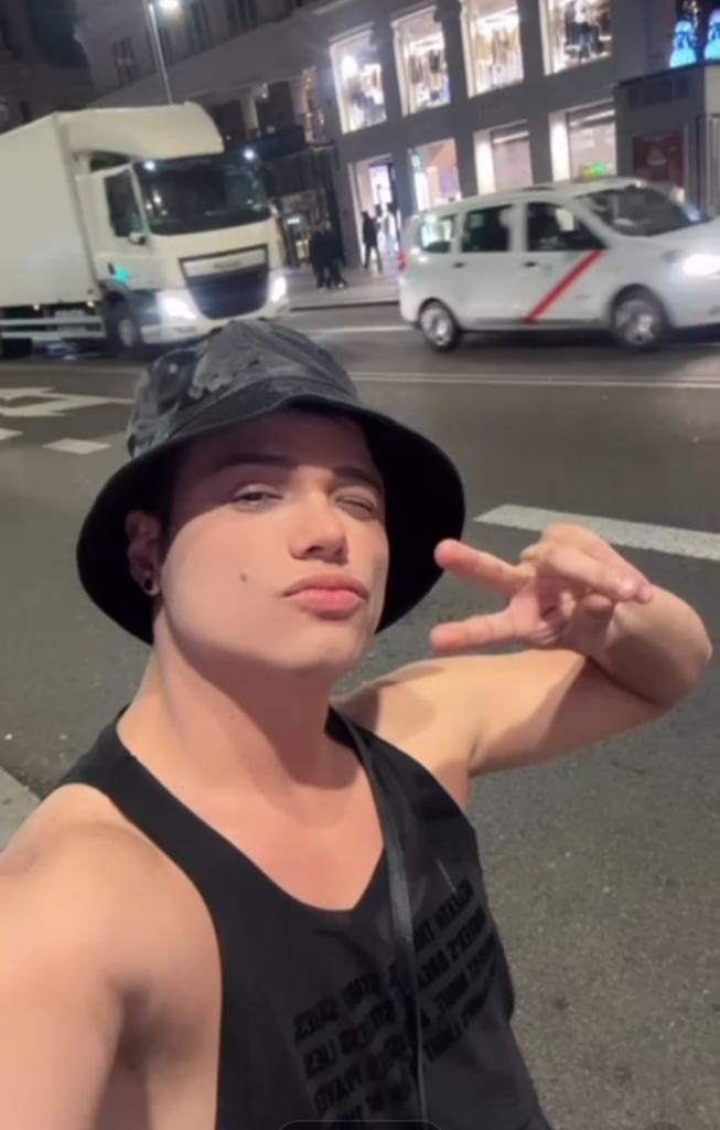 Chico busca chica en La Coruña: 