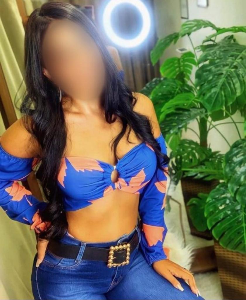 614077079: Chica busca chico en Murcia