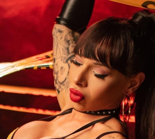 677187500: Transexual en Valencia