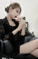 600041501: Chica busca chico en Gerona