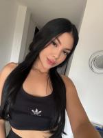 670064318: Chica busca chico en Barcelona