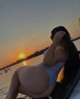 643620805: Chica busca chico en León