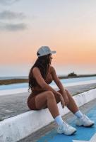 663187528: Chica busca chico en Pontevedra