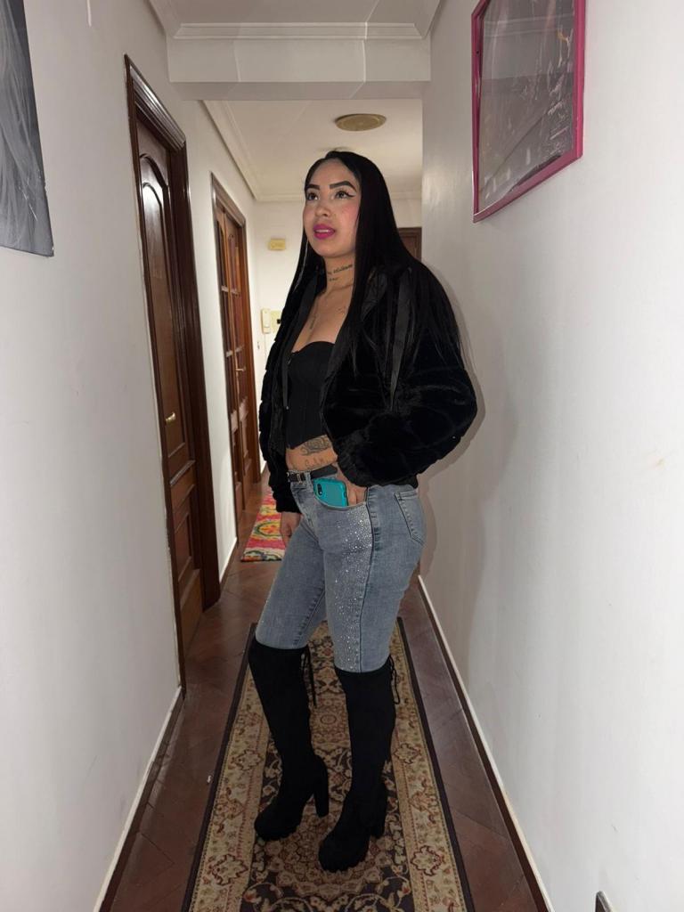 663156807: Chica busca chico en Las Palmas