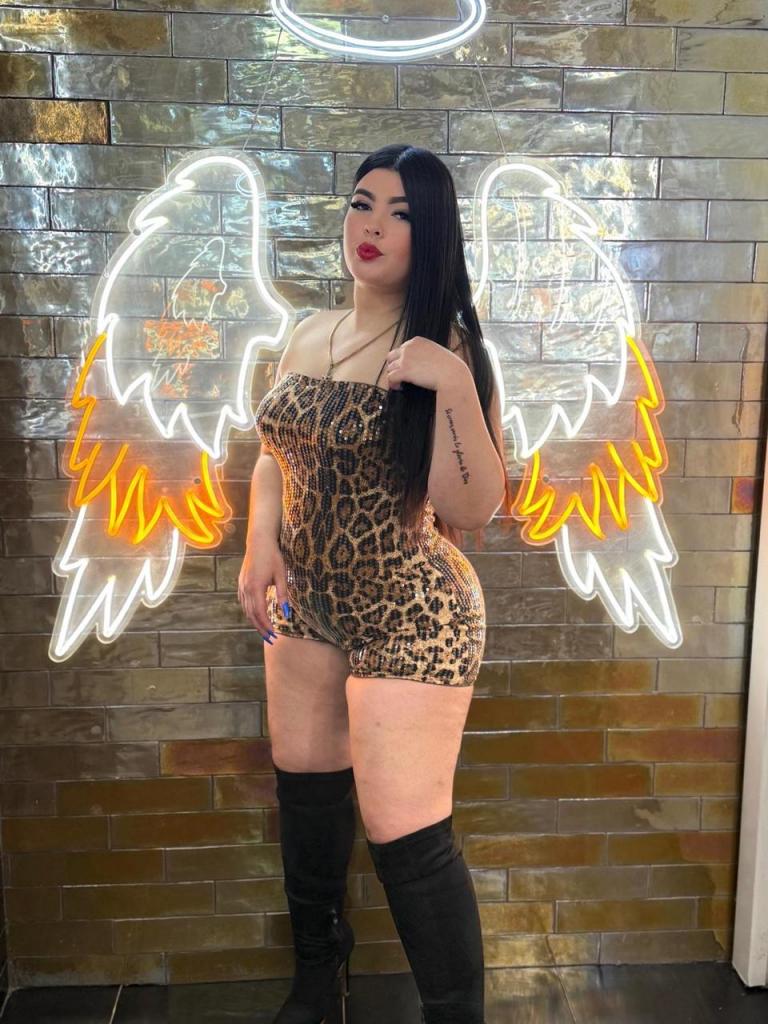 660868769: Chica busca chico en Murcia