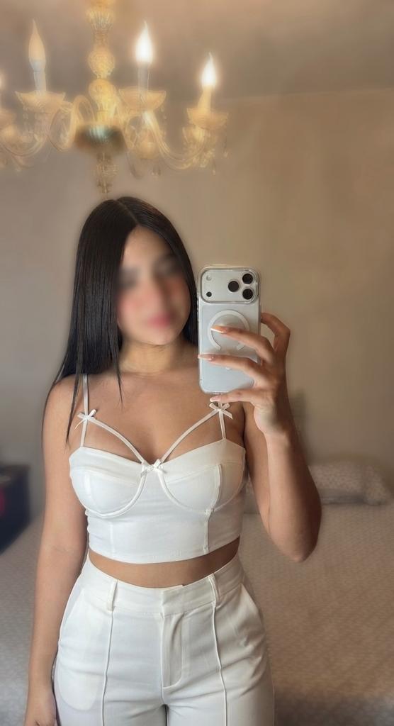 Chica busca chico en Zaragoza: Chica busca chico