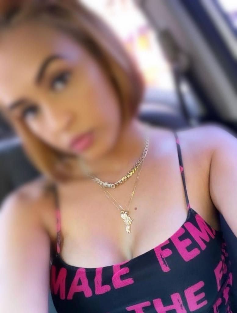 643038419: Chica busca chico en Madrid