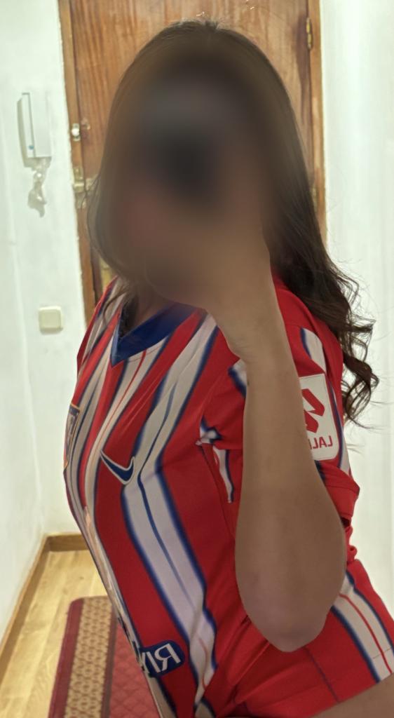 614986366: Chica busca chico en Madrid