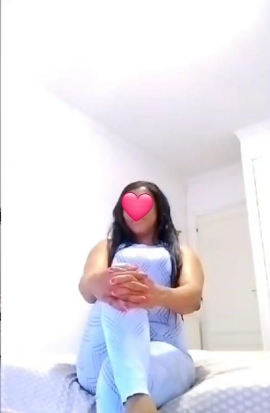 631429355: Chica busca chico en Salamanca