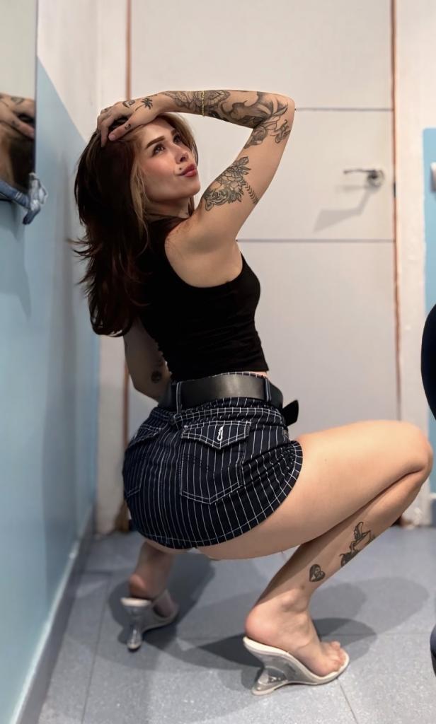 Chica busca chico en Barcelona: 