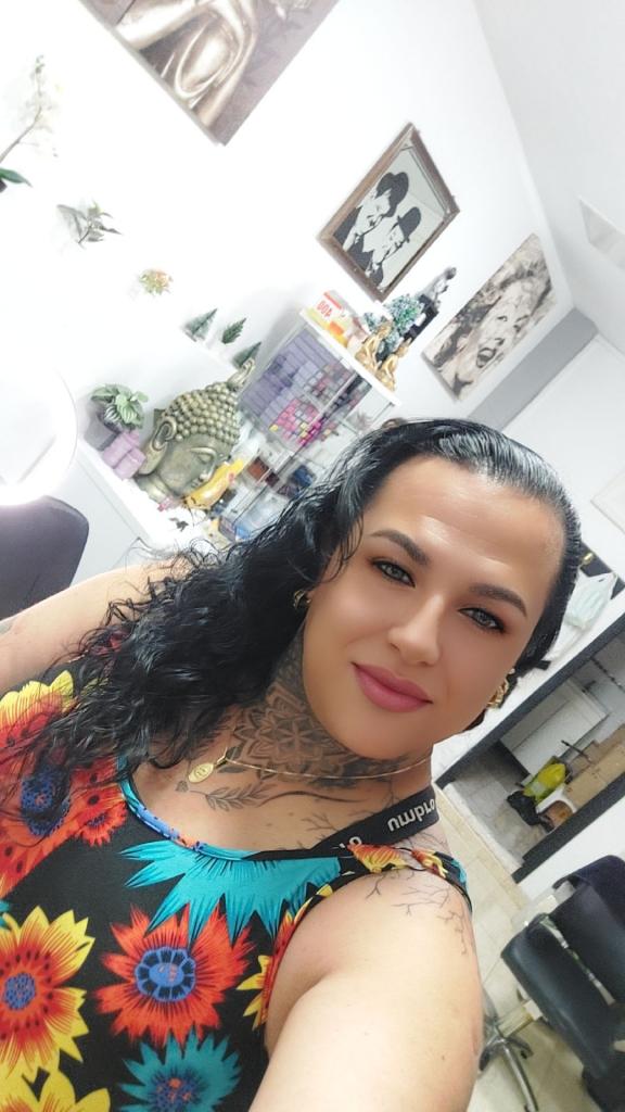 670497468: Transexual en Las Palmas