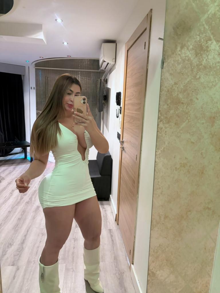 Chica busca chico en Murcia: 