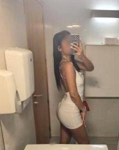 604102668: Chica busca chico en Barcelona