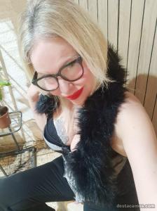 613898263: Chica busca chico en Valencia