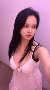 615984449: Chica busca chico en Madrid