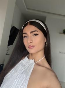 695194290: Transexual en Barcelona