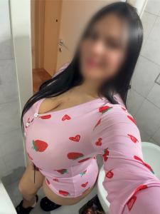 613903603: Chica busca chico en Sevilla