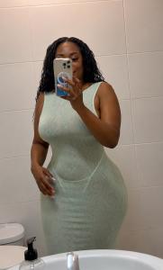 614589762: Chica busca chico en Navarra