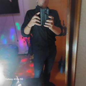 666010527: Chica busca chico en Madrid