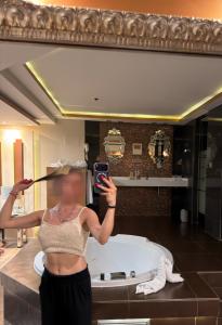 608250617: Chica busca chico en Navarra