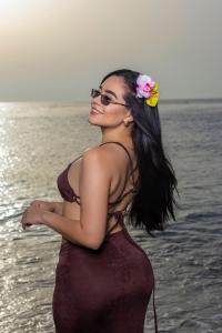 604384406: Chica busca chico en Málaga