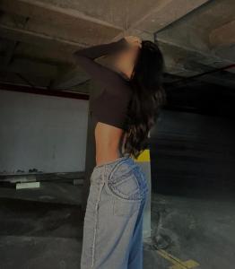 604110524: Chica busca chico en Granada